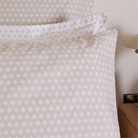 300 Thread Count Mia Nacre Standard Pillowcase Pair