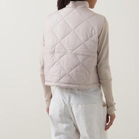 Nia Logo Quilted Gilet