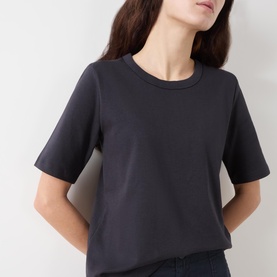 Ratana T-Shirt