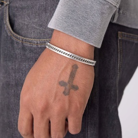 Icon Star Bangle