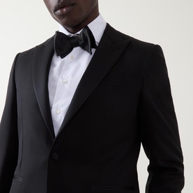 D8 Peak Tuxedo Two-Piece Suit