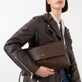 Chelsea Medium Shoulder Bag