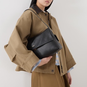 Chelsea Medium Shoulder Bag