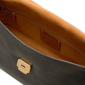 Chelsea Medium Shoulder Bag