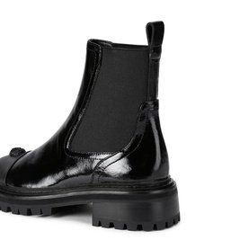 Sloane Chelsea Boots