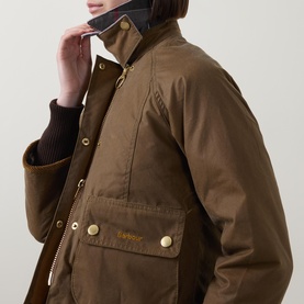 Beadnell Cropped Waxed Jacket