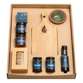 Cheeseboard Essentials Hamper