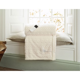 Cable Sherpa Heated Throw Cream