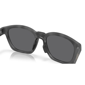 Square Sunglasses OO9507D