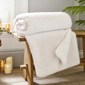 Ashford Throw Ivory