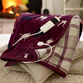 Heated Throw Hounds Multi