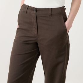 Straight-Leg Cropped Trousers