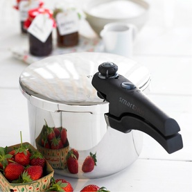 Stainless Steel Pressure Cooker 6L