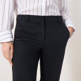Ghianda Mid-Rise Slim Leg Cropped Trousers
