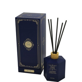 Roura Winter-Seduction Violet & Musk Reed Diffuser 100ml in blue hexagonal bottle with black reeds and matching navy gift box