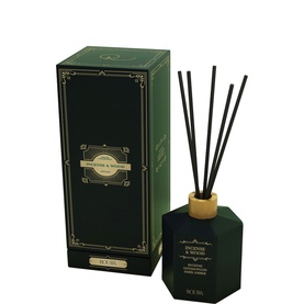 Roura Winter-Seduction Incense & Wood Reed Diffuser 100ml in green, hexagonal glass bottle with gold cap and black reeds, with matching box