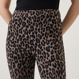 Leopard Print Stirrup Leggings