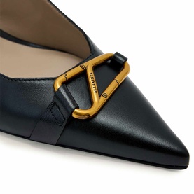 Hera Slingback Pumps