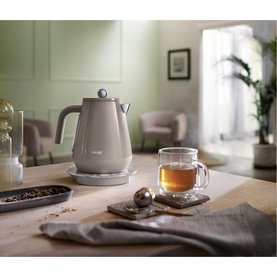 Eclettica Special Tea Kettle 1.7L Black