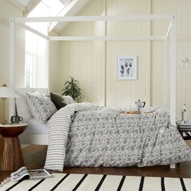 Byron Duvet Set