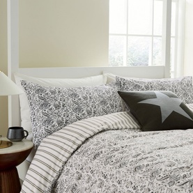 Byron Duvet Set
