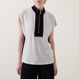 Colour-Blocked Half-Zip Sweatshirt
