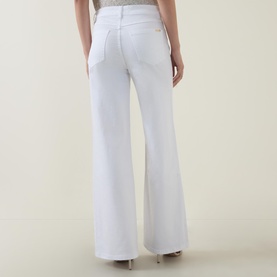 Mid-Rise Wide Leg Jeans