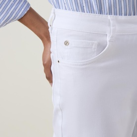 Margot Classic Stretch Straight Leg Jeans