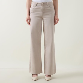 Mid-Rise Wide Leg Jeans