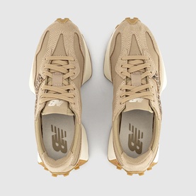 327 Trainers