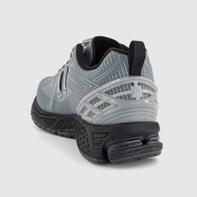1906 Trainers