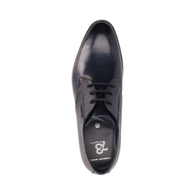 Textured Leather Lace-Up Shoes