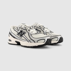 740 V2 Trainers