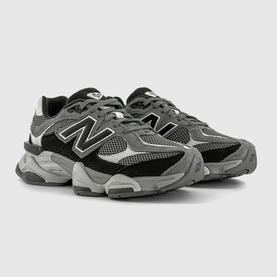 9060 Trainers