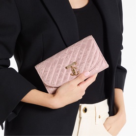 Curve Lace Chain Wallet