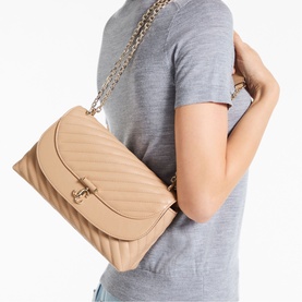 Curve Medium Quilted Crossbody Bag