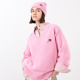 Future Logo Ribbed Knit Beanie Hat