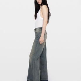 Eli Straight Leg Jeans