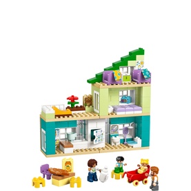 Duplo&reg; 3 in 1 Modern Family House With Figures