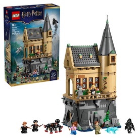 LEGO Harry Potter Hogwarts Castle: Hospital Wing 907-piece set, multi-level castle build with tower, 7 minifigures included