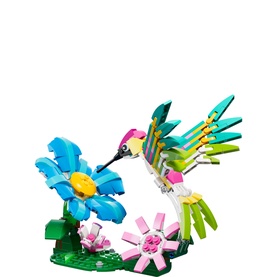 LEGO&reg; Creator 3-in-1 Wild Animals: Colourful Hummingbird D&eacute;cor