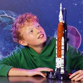 LEGO&reg; Technic NASA Artemis Space Launch System Rocket