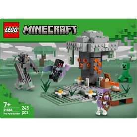 Minecraft&reg; The Pale Garden Brick Building Set