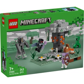 Minecraft&reg; The Pale Garden Brick Building Set