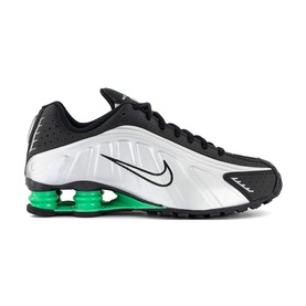 Shox R4 Trainers