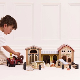 Wooden Farmyard Stables Playset