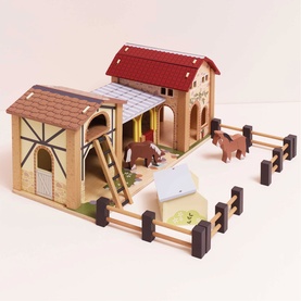 Wooden Farmyard Stables Playset