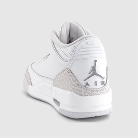Air Jordan 3 Retro Trainers