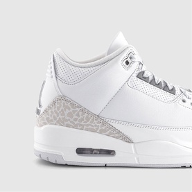 Air Jordan 3 Retro Trainers