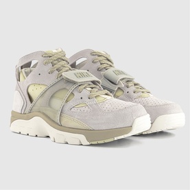 Air Huarache Trainers